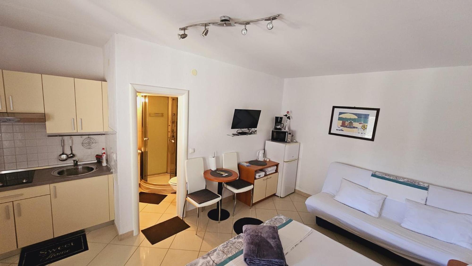Apartment House Berry Primošten Buitenkant foto